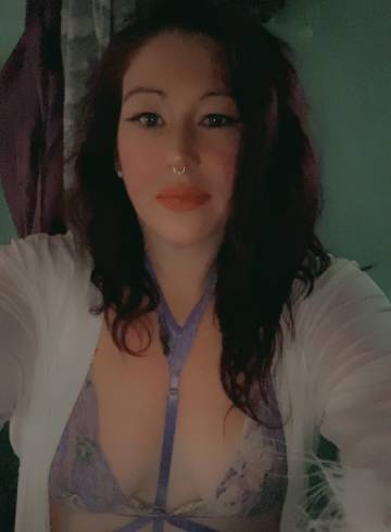 Derby Escort Big-booty Adult Entertainer in United Kingdom, Female Adult Service Provider, British Escort and Companion.