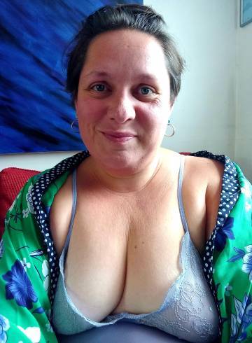 Exeter Escort Simmykins Adult Entertainer in United Kingdom, Female Adult Service Provider, Escort and Companion.